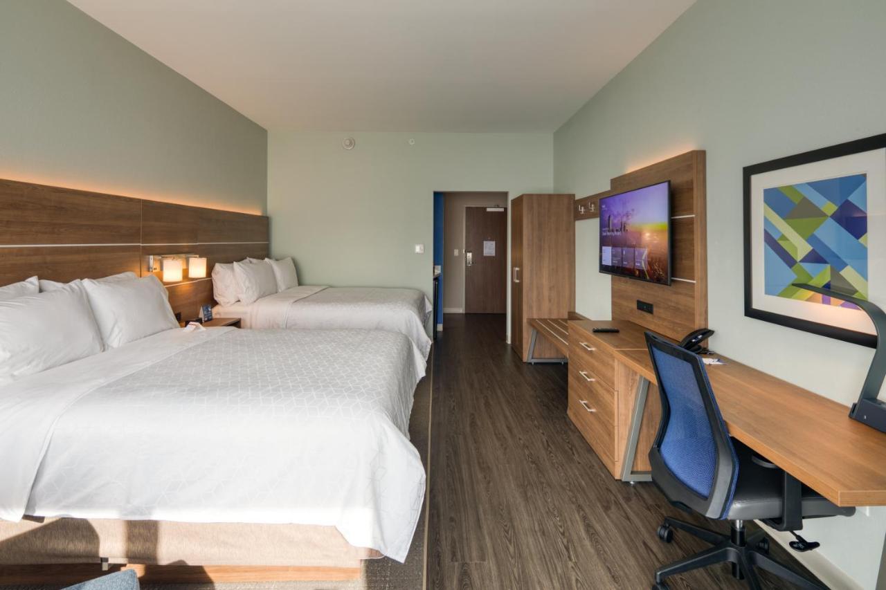 Holiday Inn Express & Suites - Charlotte - South End By Ihg Bagian luar foto