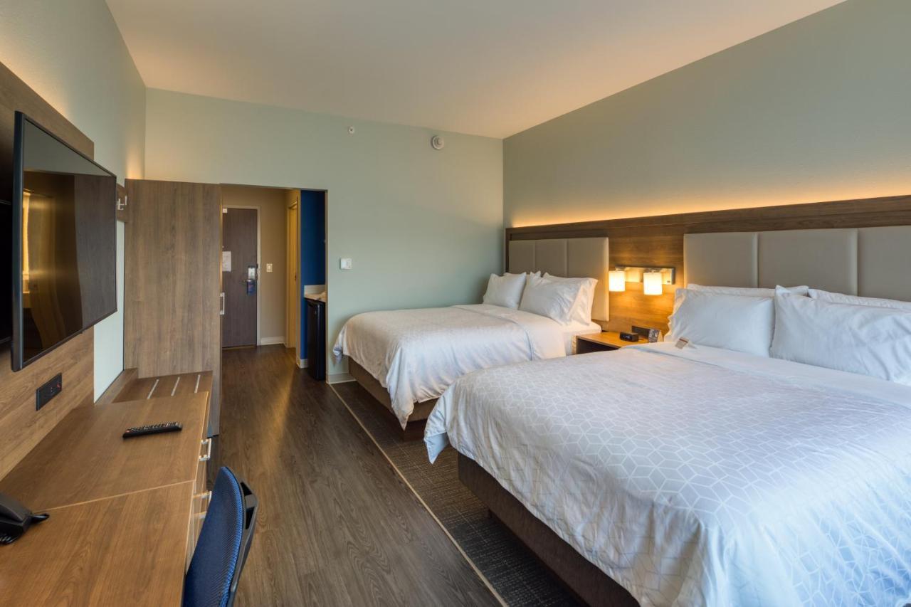 Holiday Inn Express & Suites - Charlotte - South End By Ihg Bagian luar foto