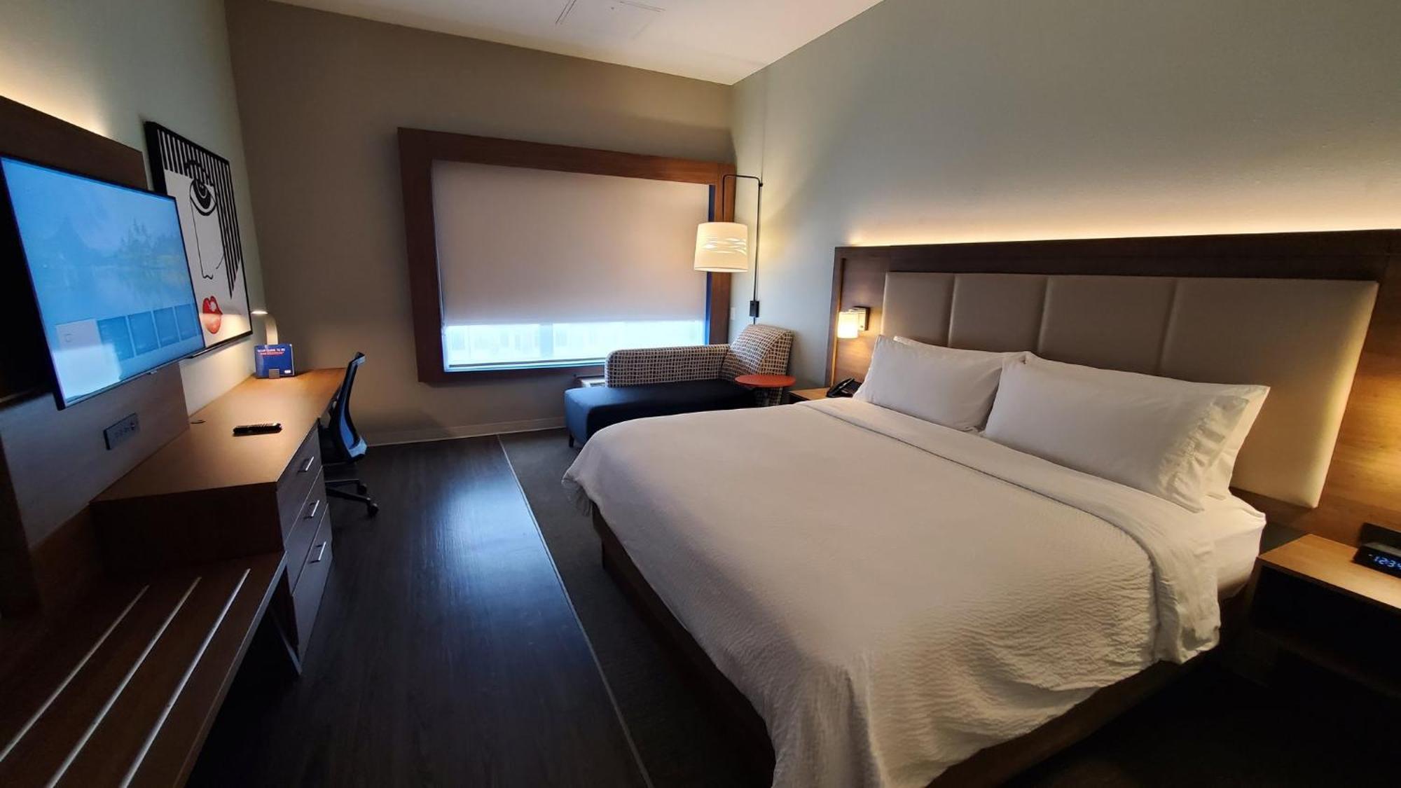 Holiday Inn Express & Suites - Charlotte - South End By Ihg Bagian luar foto