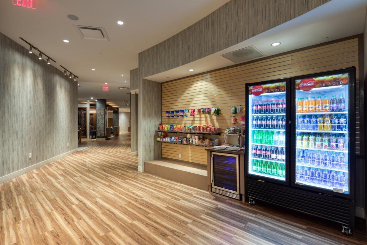 Holiday Inn Express & Suites - Charlotte - South End By Ihg Bagian luar foto