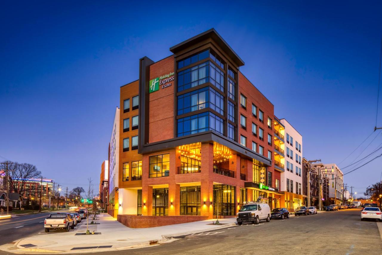 Holiday Inn Express & Suites - Charlotte - South End By Ihg Bagian luar foto