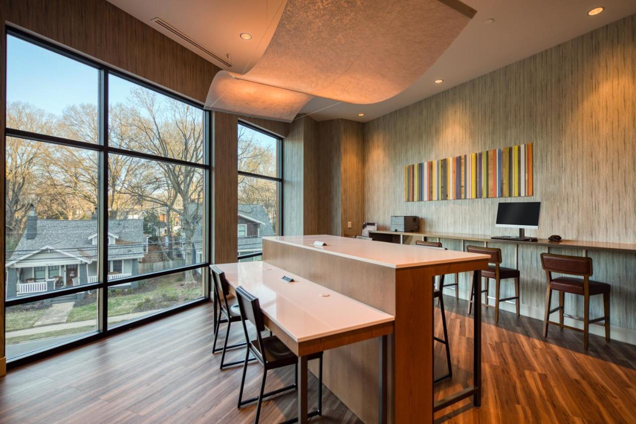 Holiday Inn Express & Suites - Charlotte - South End By Ihg Bagian luar foto
